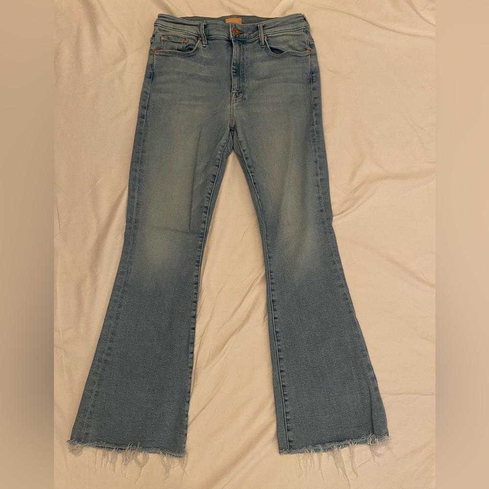 MOTHER The Weekender Fray Flare Jeans